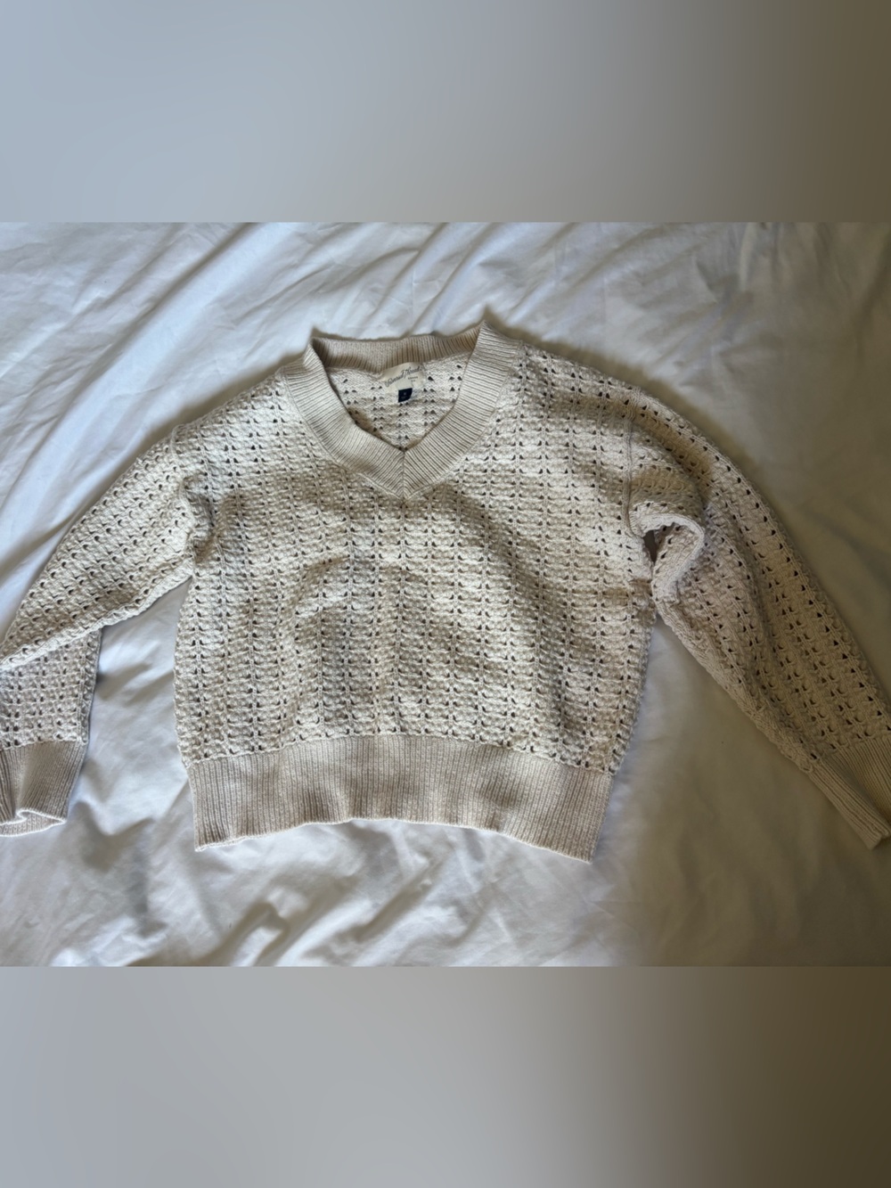Universal Thread Cream Open-Knit V-Neck Sweater